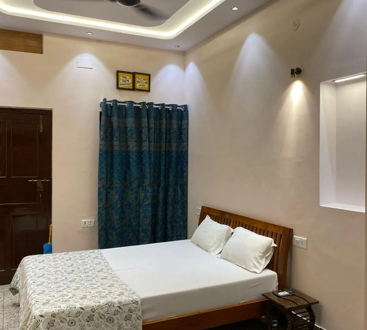 Hotel Rudraksh ,A Luxury Home Stay In Varanasi